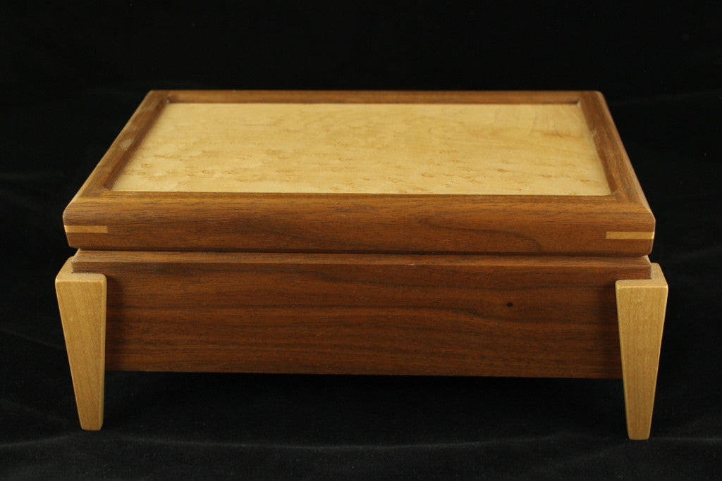 Will's Woodworking - Walnut/Birdseye Maple Box – Eno River Urn Co.