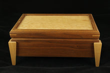 Will's Woodworking - Walnut/Birdseye Maple Box