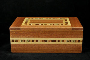 Natural Renaissance - Mahogany "Xander" Style Box