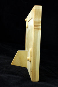 Turning Green Organic Woodworking - 4x6 Maple Standing Frame