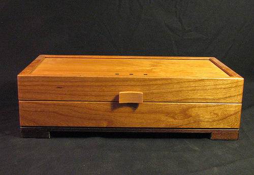 Knock on Wood - Medium Retro - Cherry