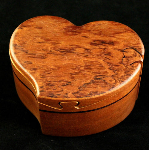 Honeybrook Woods - Tall Heart Box