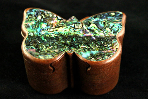 Honeybrook Woods - Small Buttefly Shell Top